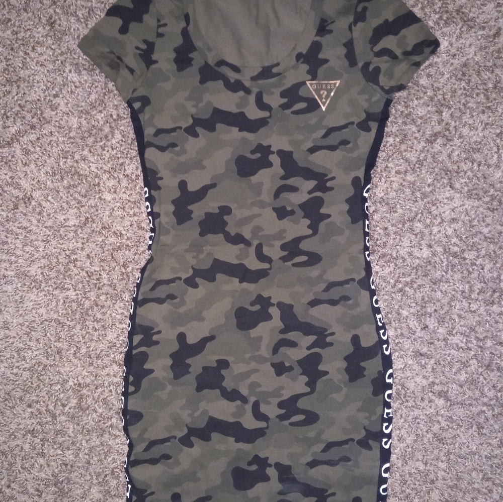 Guess Bodycon Camo Dress M